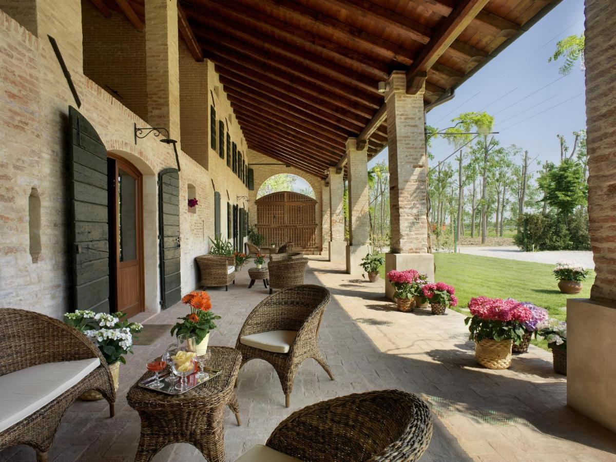 مبيت وإفطار Campo San Martino Tenuta Le Risare المظهر الخارجي الصورة